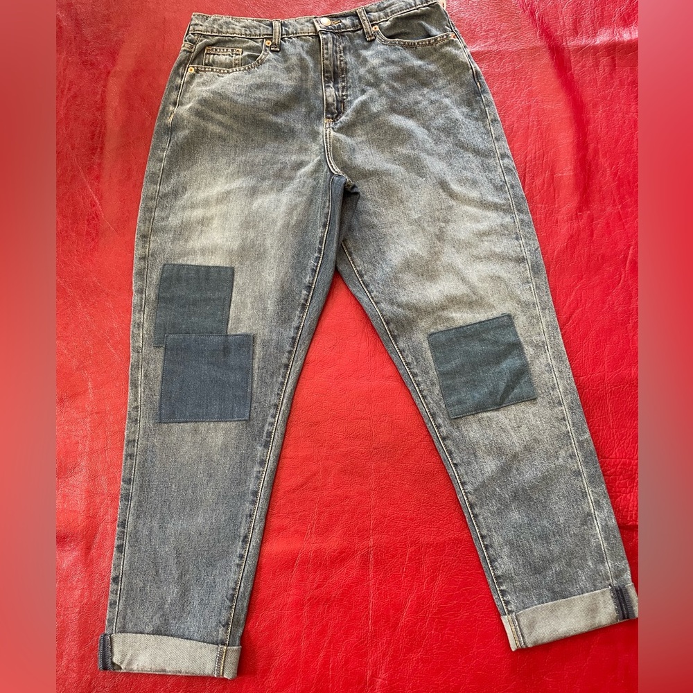 Universal Thread Goods Co. boyfriend cut jeans. NWT